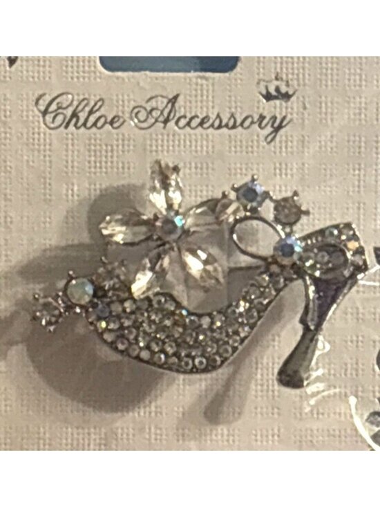 Chloé Jewelry - Chloe Accessory Silver-Tone Rhinestone High Heel Brooch Floral Design Elegant NS